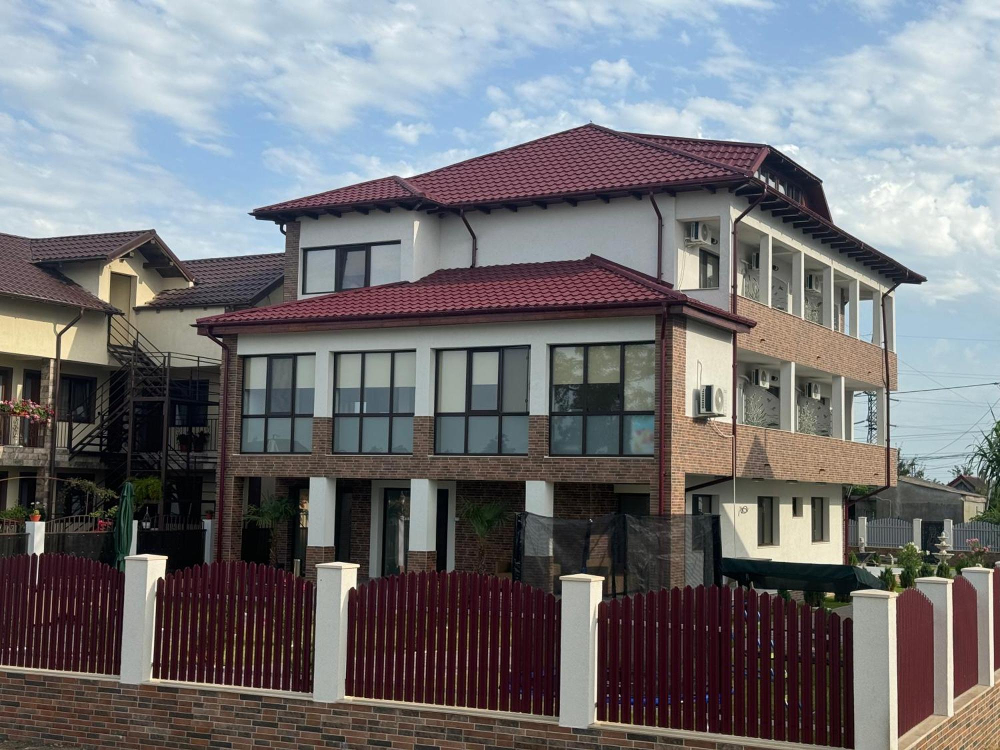 Hotel Casa Cristal Sulina Esterno foto